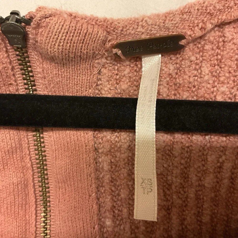 Free People‎ Textured Knit Cropped Sweater Rose Gold Zipper Back XS